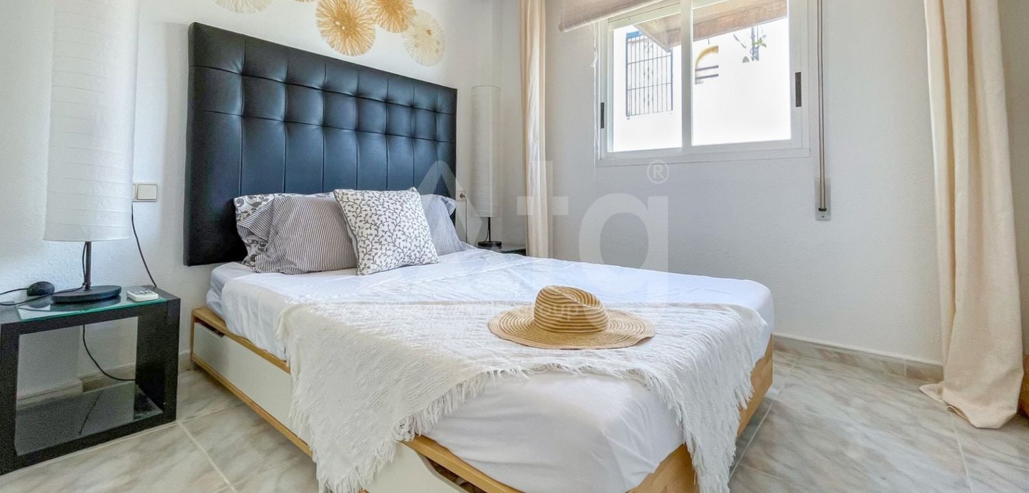 2 bedroom Townhouse in Torrevieja - MVR158447 - Photo - 14