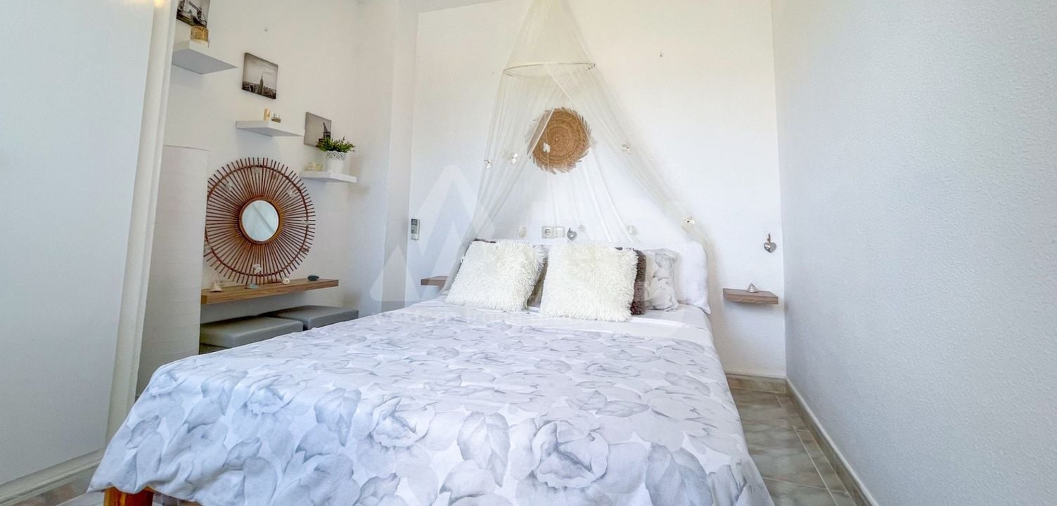 2 bedroom Townhouse in Torrevieja - MVR158447 - Photo - 17