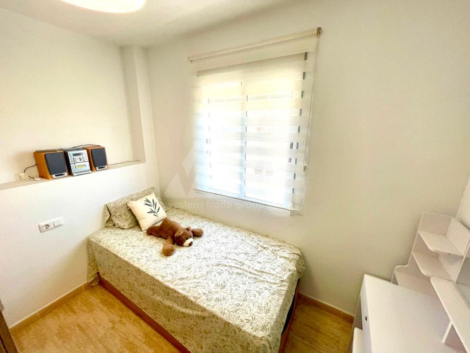 3 bedroom Apartment in Torrevieja - SLN158472 - Photo - 9