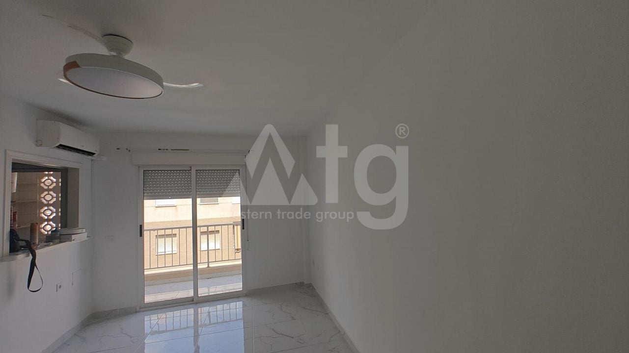 3 bedroom Apartment in Torrevieja - TIM158603 - Photo - 2