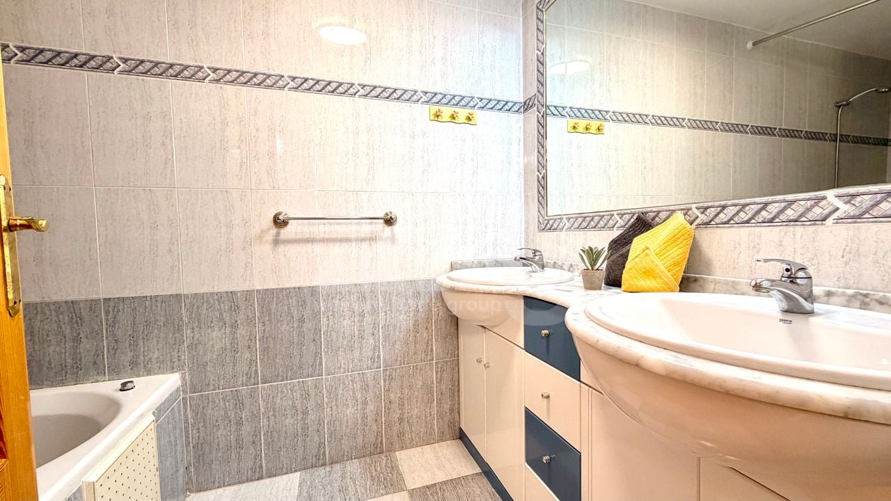 3 bedroom Townhouse in Orihuela Costa - ERV158652 - Photo - 15