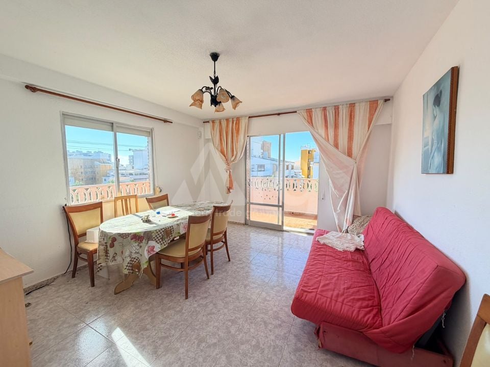 Appartement de 3 chambres à Punta Prima - LR158717 - Photo - 2