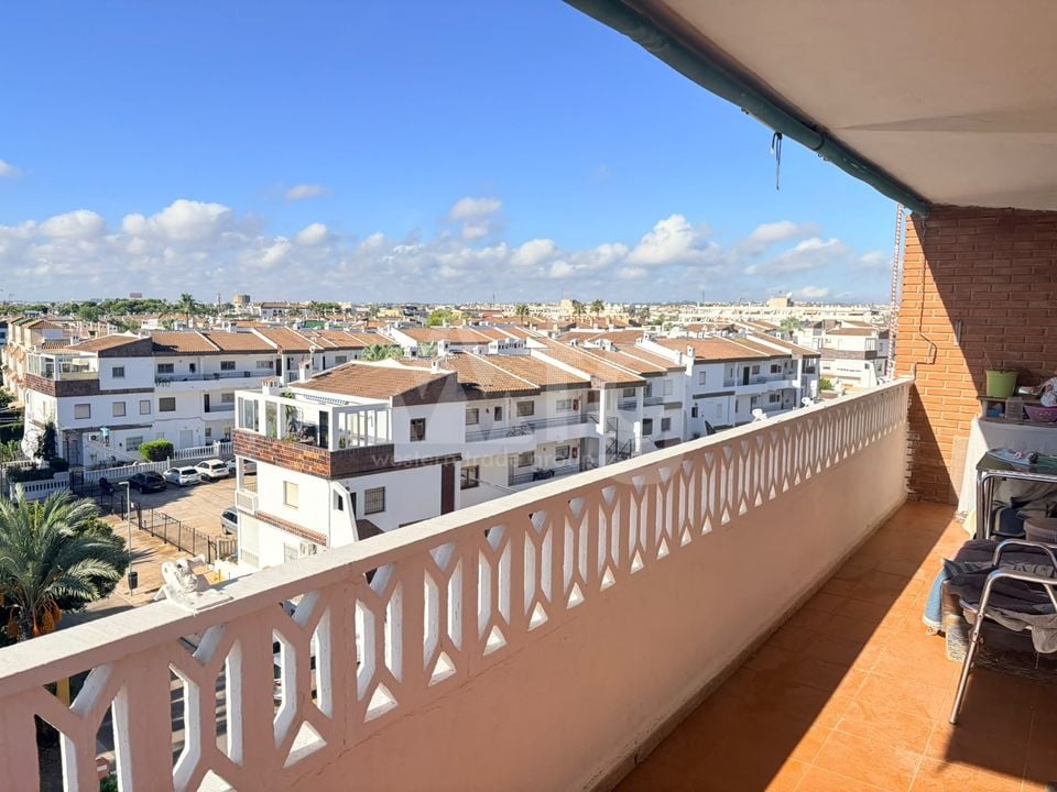 Appartement de 3 chambres à Punta Prima - LR158717 - Photo - 12
