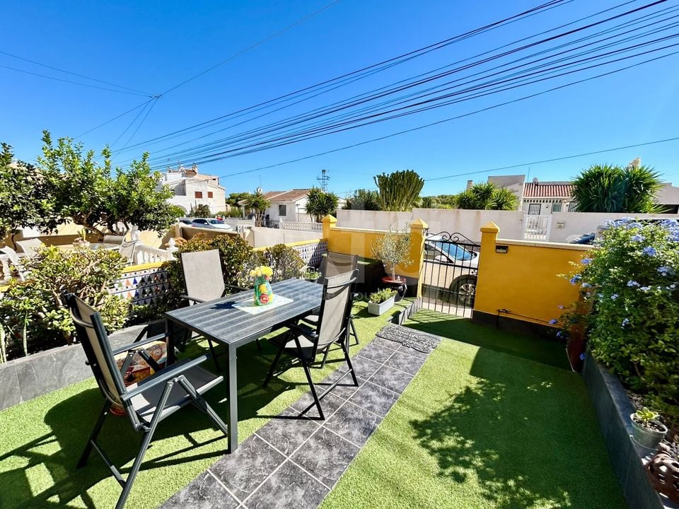 3 bedroom Townhouse in Torrevieja - SLI158917 - Photo - 4