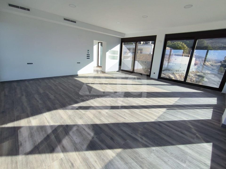 4 bedroom Villa in Benidorm - SSL158919 - Photo - 3