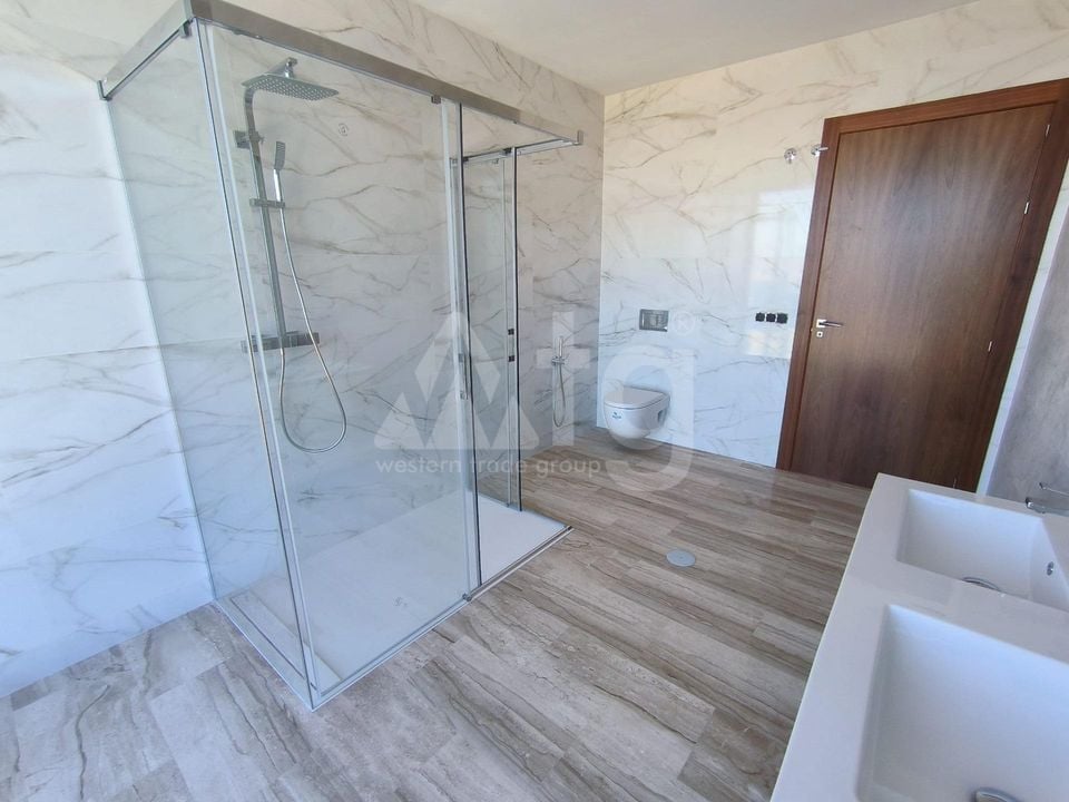 4 bedroom Villa in Benidorm - SSL158919 - Photo - 31