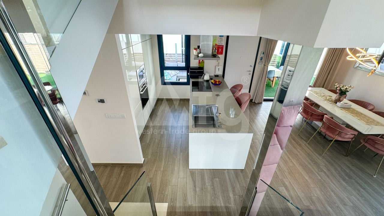5 bedroom Villa in Torrevieja - RCJ158920 - Photo - 8