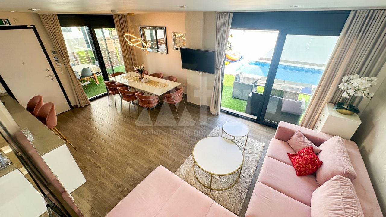 5 bedroom Villa in Torrevieja - RCJ158920 - Photo - 5