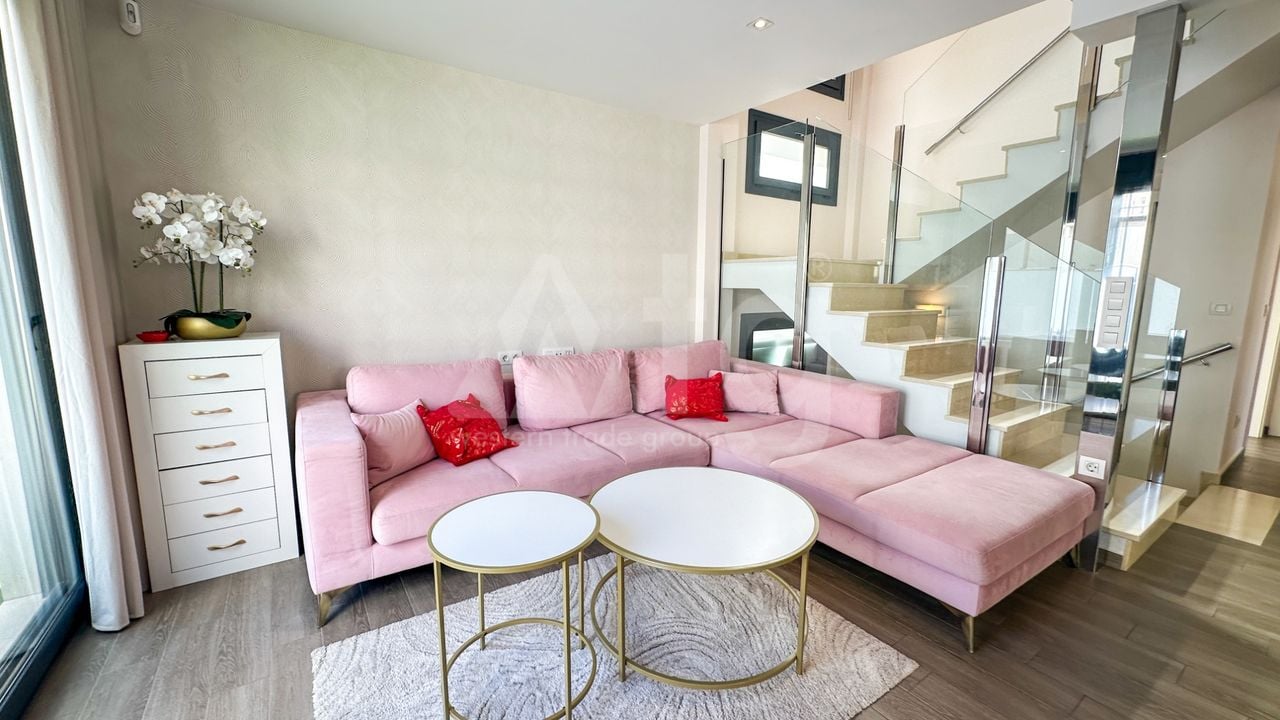 5 bedroom Villa in Torrevieja - RCJ158920 - Photo - 4