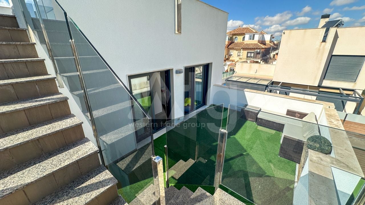 5 bedroom Villa in Torrevieja - RCJ158920 - Photo - 32