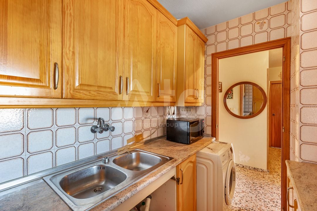 2 bedroom Apartment in Torrevieja - B159235 - Photo - 6