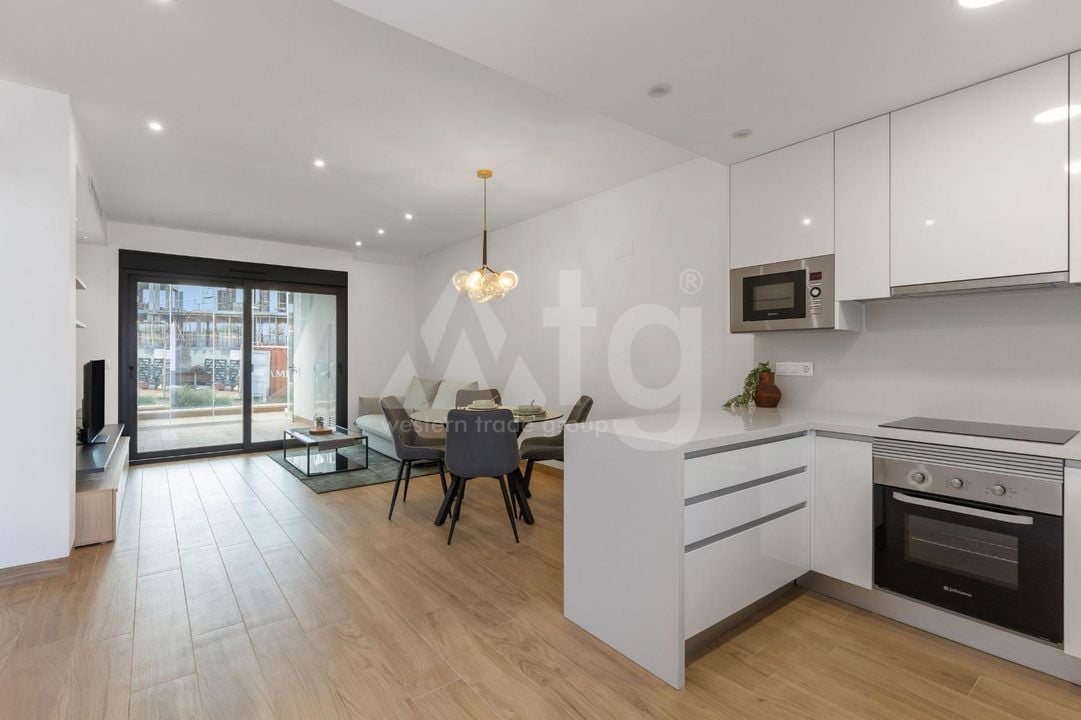 2 bedroom Bungalow in Torrevieja - ERD159687 - Photo - 3