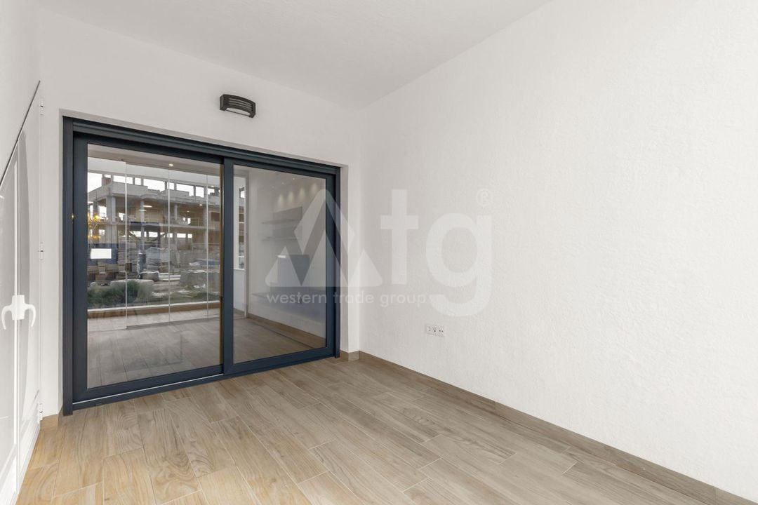 2 bedroom Bungalow in Torrevieja - ERD159687 - Photo - 19