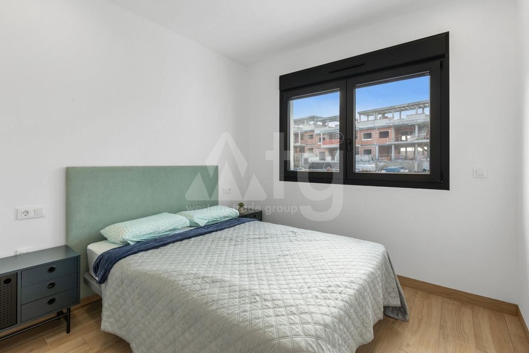 2 bedroom Bungalow in Torrevieja - ERD159687 - Photo - 12