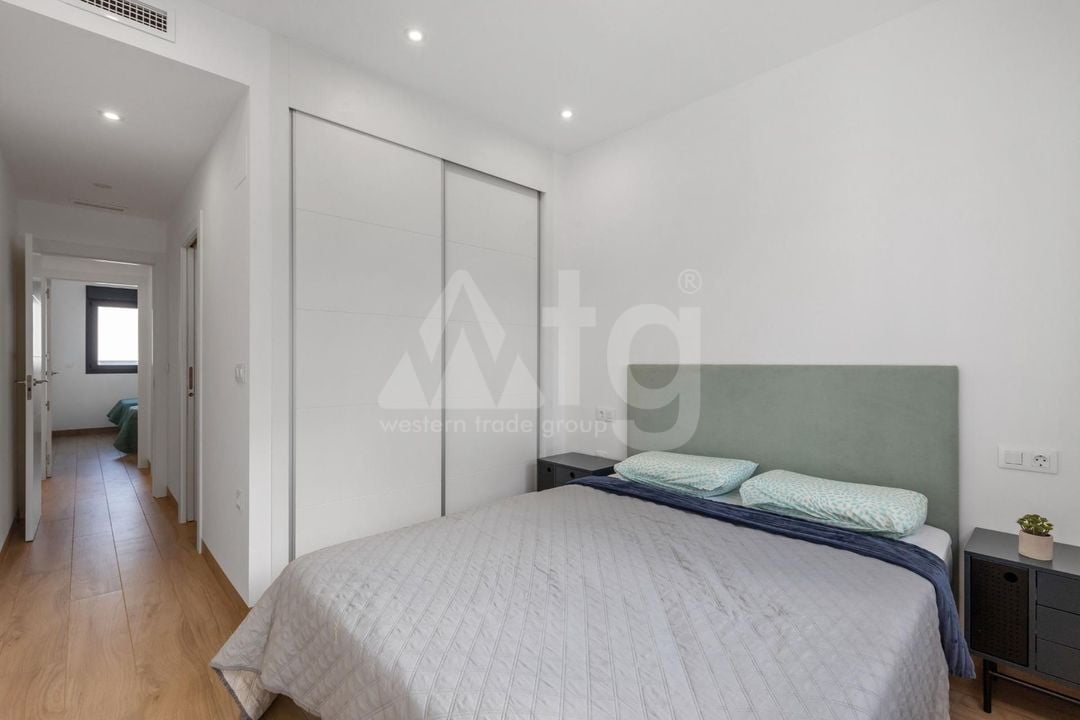 2 bedroom Bungalow in Torrevieja - ERD159687 - Photo - 13