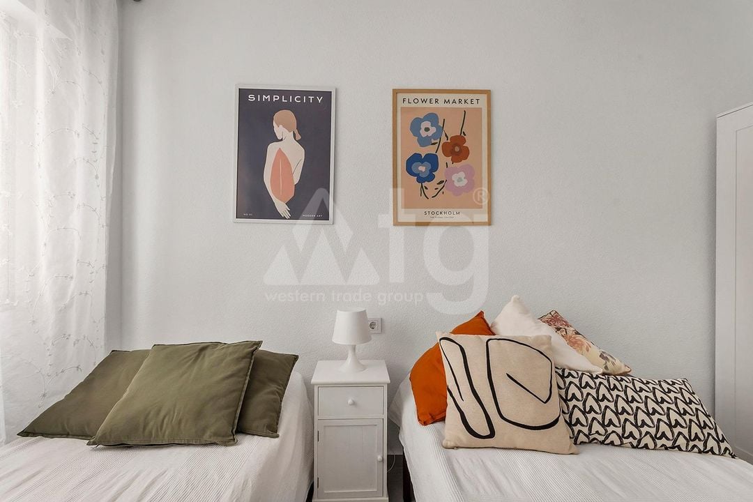 3 bedroom Apartment in Torrevieja - ERD159692 - Photo - 17