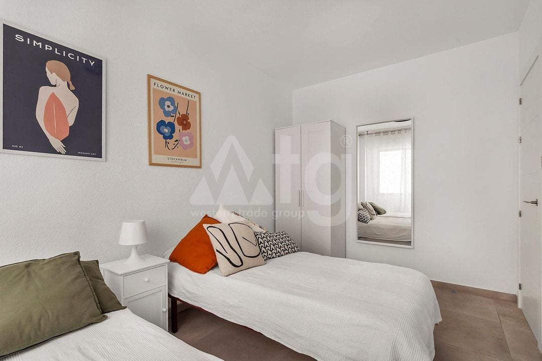 3 bedroom Apartment in Torrevieja - ERD159692 - Photo - 18