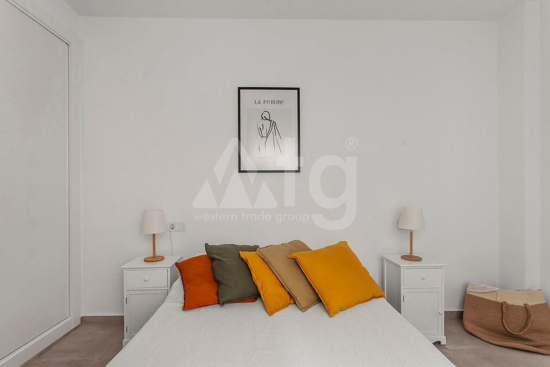 3 bedroom Apartment in Torrevieja - ERD159692 - Photo - 13