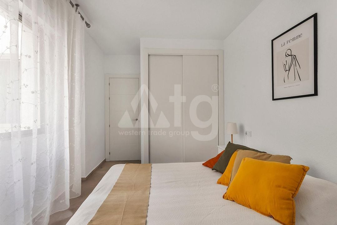 3 bedroom Apartment in Torrevieja - ERD159692 - Photo - 14
