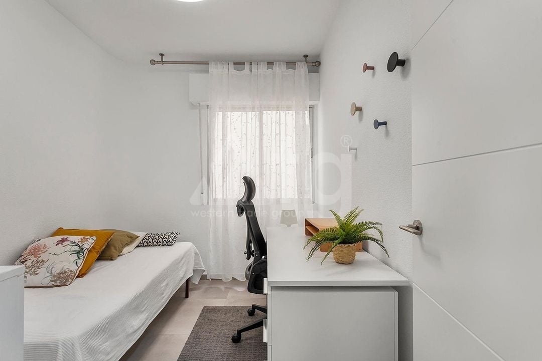 3 bedroom Apartment in Torrevieja - ERD159692 - Photo - 20