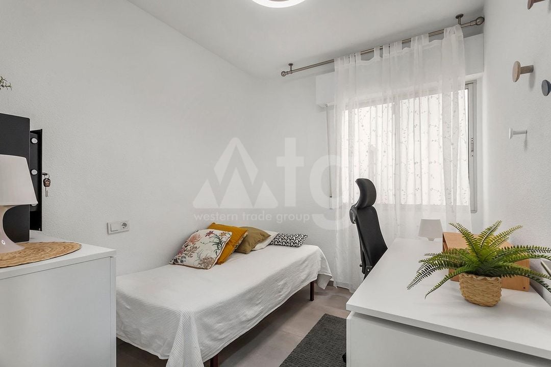 3 bedroom Apartment in Torrevieja - ERD159692 - Photo - 21