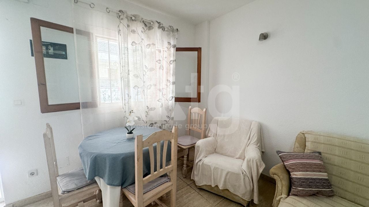 Apartament cu 2 dormitoare în La Zenia - RCJ159801 - Imagini - 6