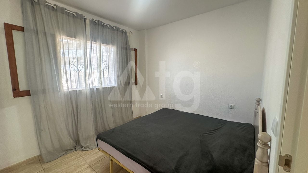 Apartament cu 2 dormitoare în La Zenia - RCJ159801 - Imagini - 11