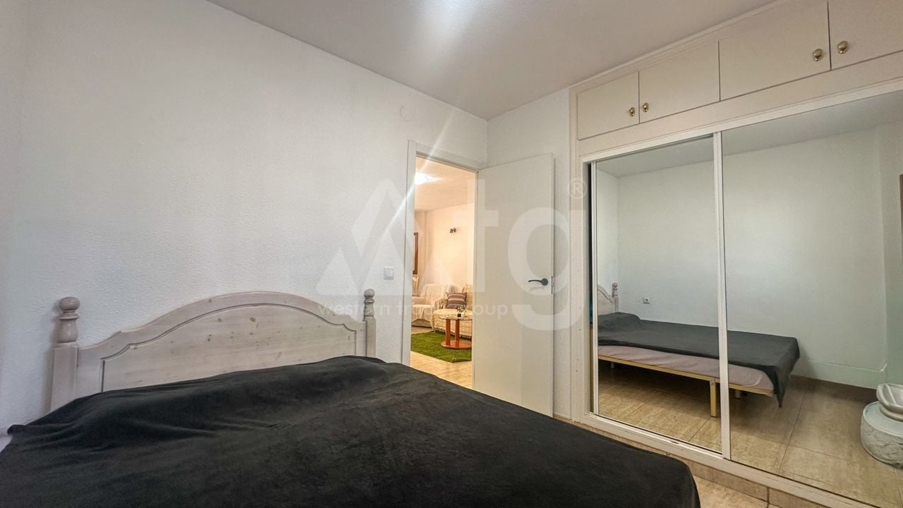 Apartament cu 2 dormitoare în La Zenia - RCJ159801 - Imagini - 13