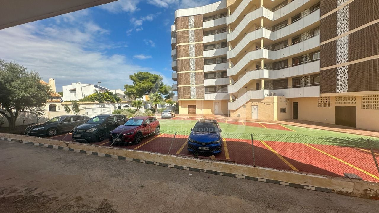 Apartament cu 2 dormitoare în La Zenia - RCJ159801 - Imagini - 24