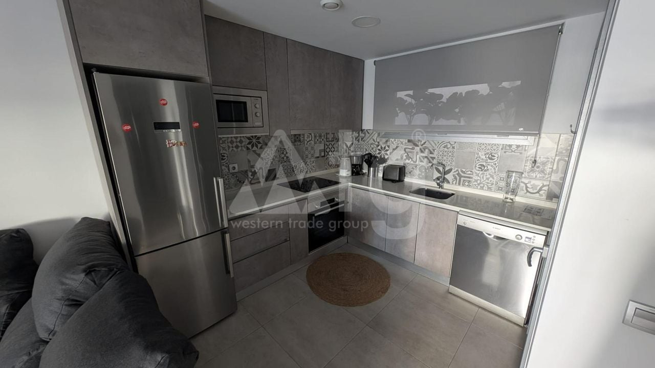 2 bedroom Apartment in Torrevieja - VEC160096 - Photo - 4