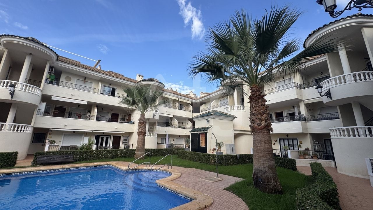 2 bedroom Penthouse in Jacarilla - PR160099 - Photo - 2