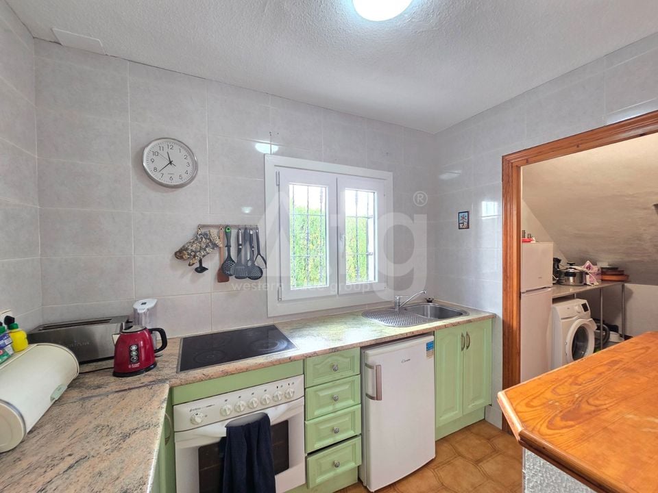 2 bedroom Townhouse in Villamartin - DSR160138 - Photo - 8
