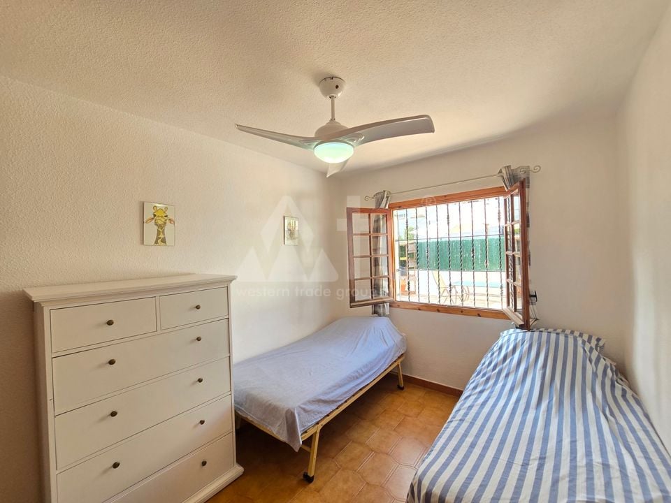 2 bedroom Townhouse in Villamartin - DSR160138 - Photo - 13
