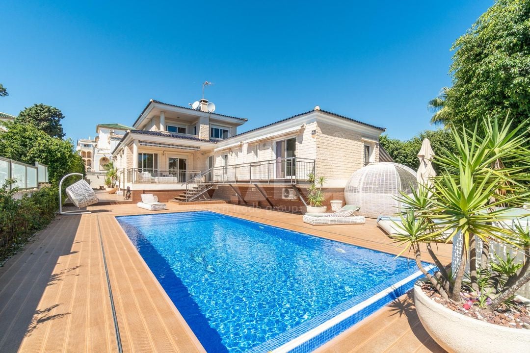 5 bedroom Villa in La Mata - RPF160191 - Photo - 1