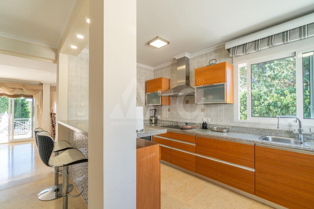 5 bedroom Villa in La Mata - RPF160191 - Photo - 11