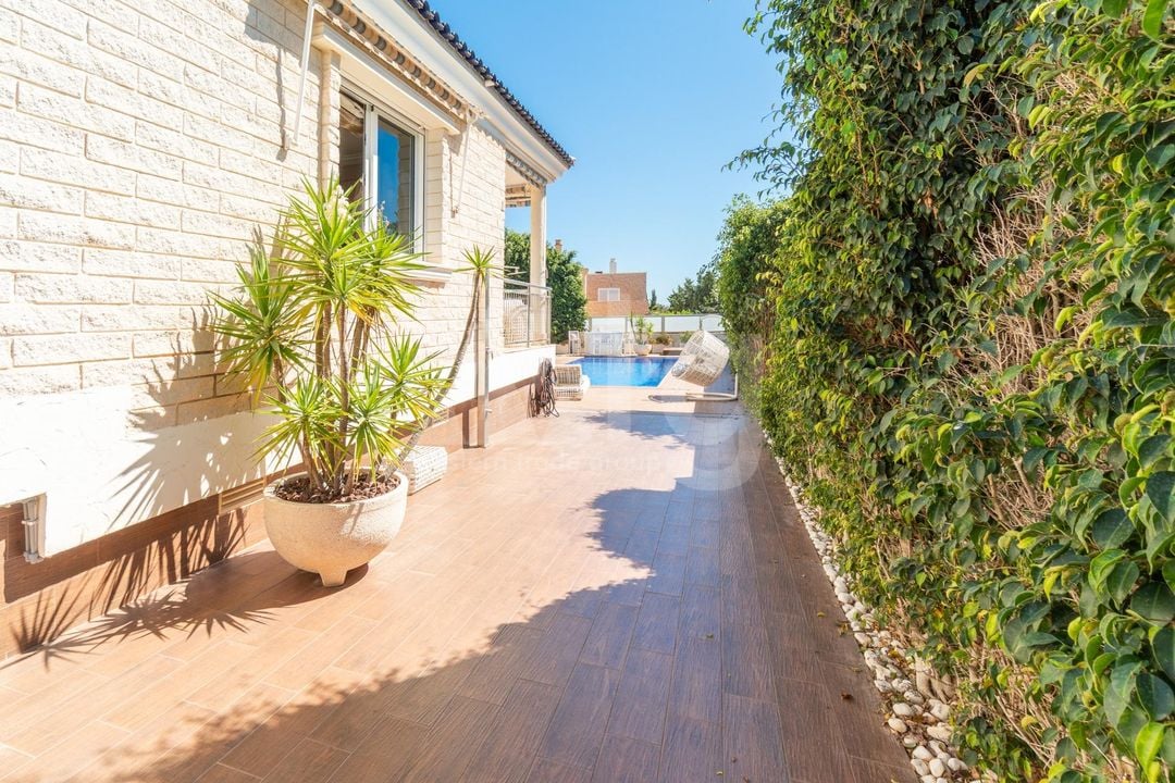 5 bedroom Villa in La Mata - RPF160191 - Photo - 35