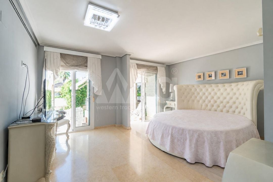 5 bedroom Villa in La Mata - RPF160191 - Photo - 12