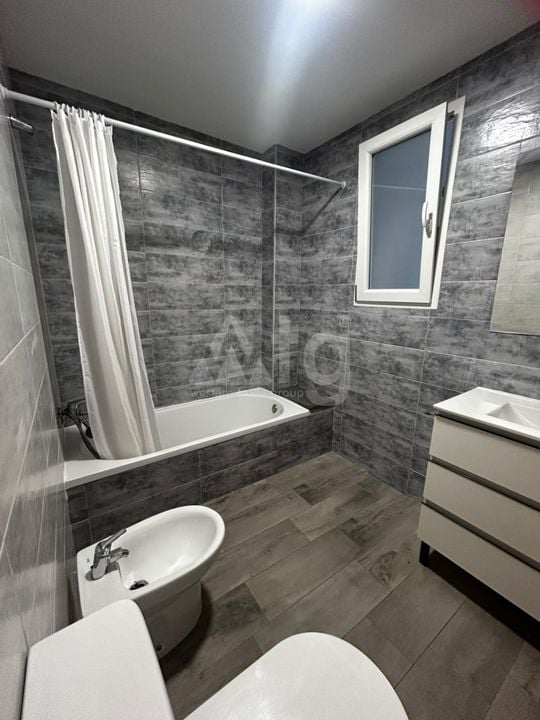 3 bedroom Apartment in Orba - OH160195 - Photo - 13