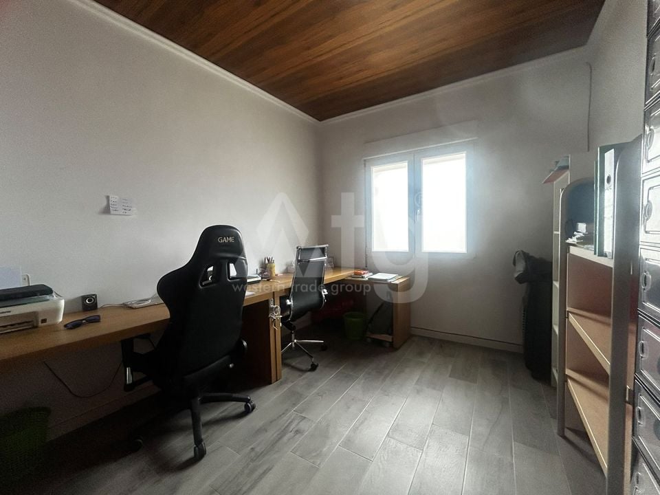 3 bedroom Apartment in Orba - OH160195 - Photo - 14