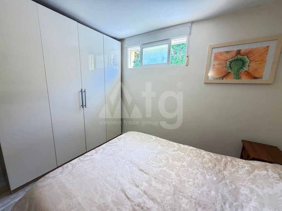 4 bedroom Villa in Villamartin - OKW160481 - Photo - 19