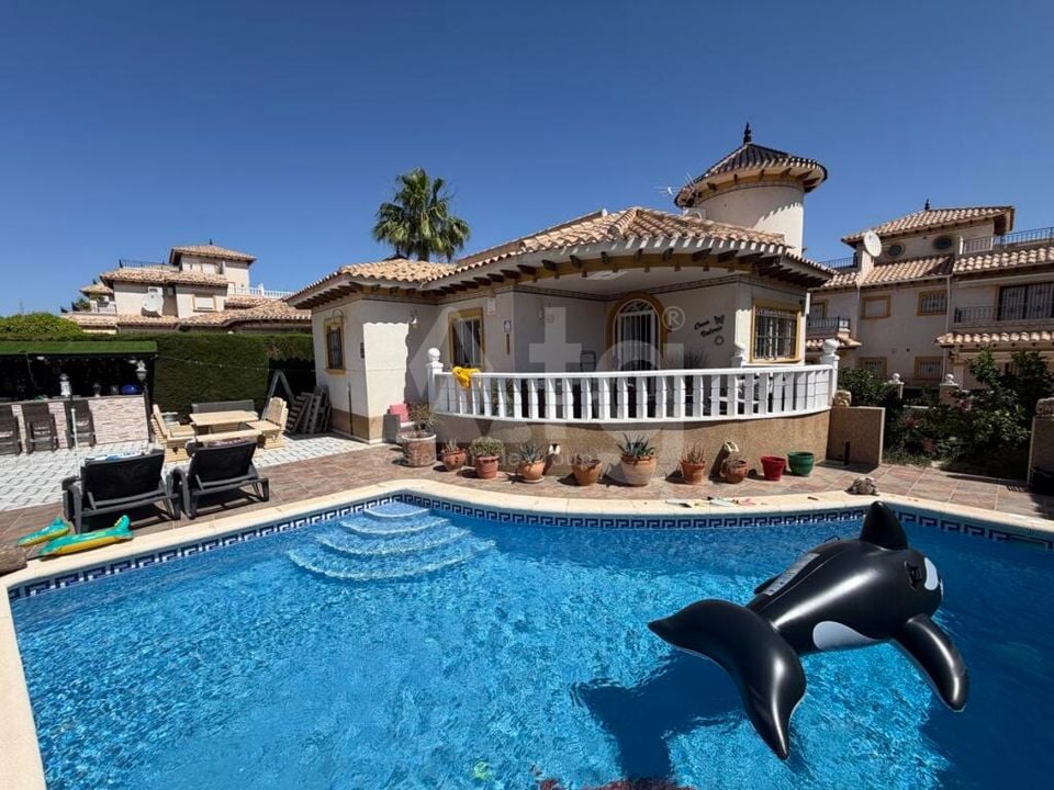 4 bedroom Villa in Villamartin - OKW160481 - Photo - 1