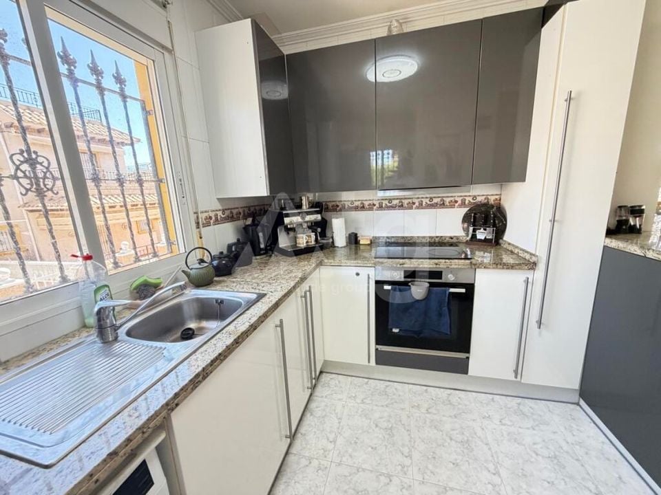 4 bedroom Villa in Villamartin - OKW160481 - Photo - 10