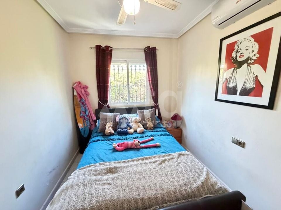 4 bedroom Villa in Villamartin - OKW160481 - Photo - 14