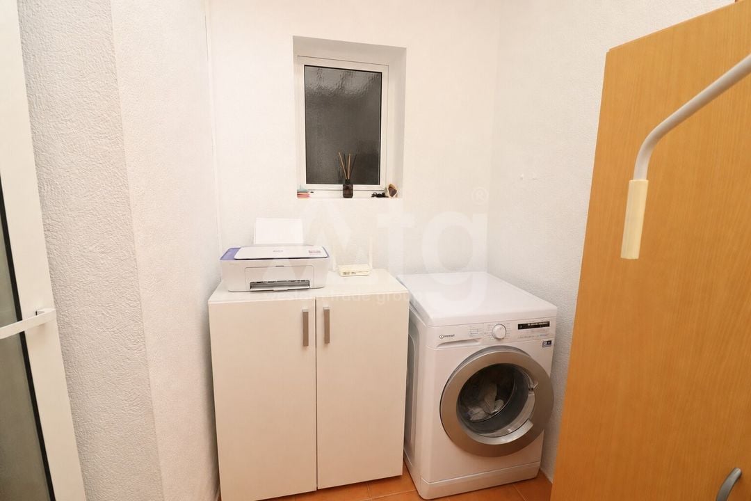 2 bedroom Villa in Algorfa - VRE160538 - Photo - 17
