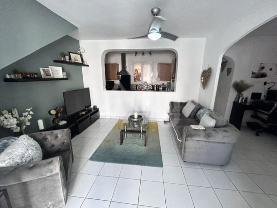 2 bedroom Bungalow in Torrevieja - SHO160712 - Photo - 2