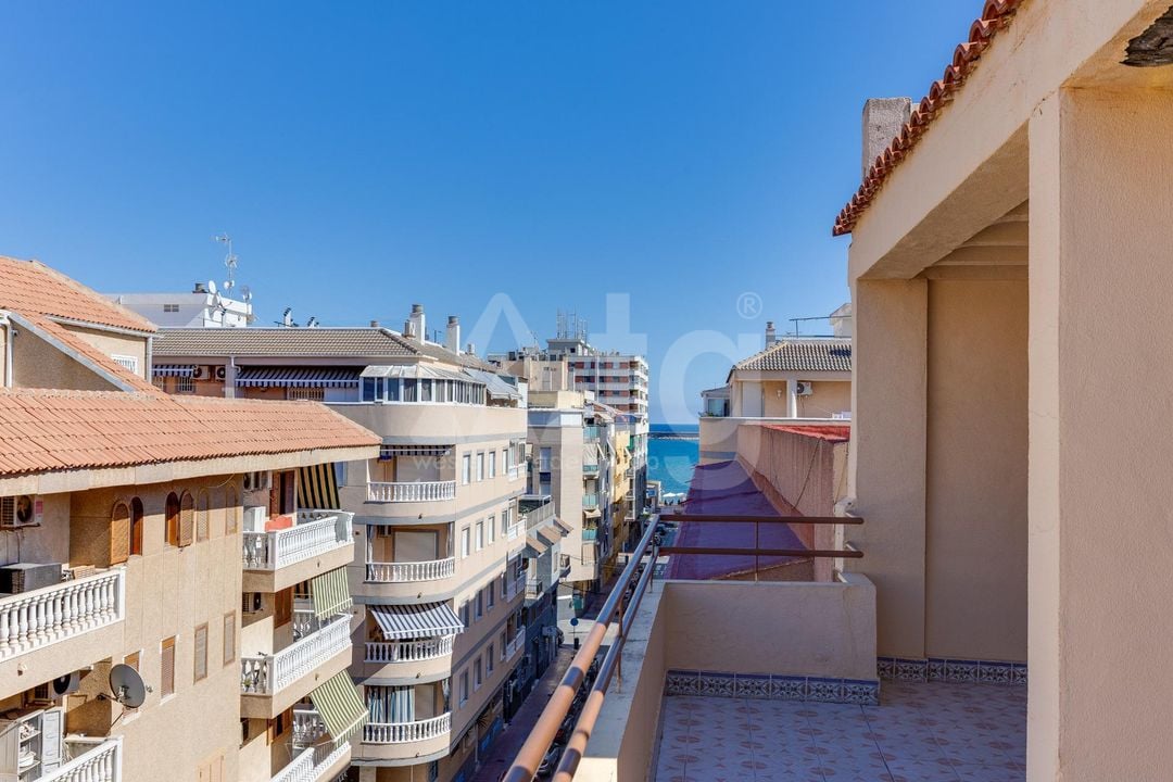 2 bedroom Penthouse in Torrevieja - CYM160888 - Photo - 21