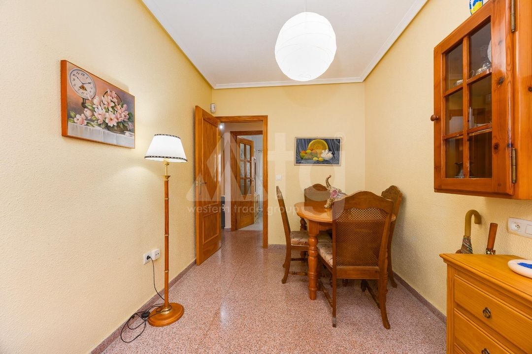 4 Schlafzimmer Appartement in Torrevieja - CYM160889 - Foto - 23