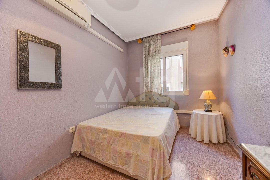 4 Schlafzimmer Appartement in Torrevieja - CYM160889 - Foto - 17