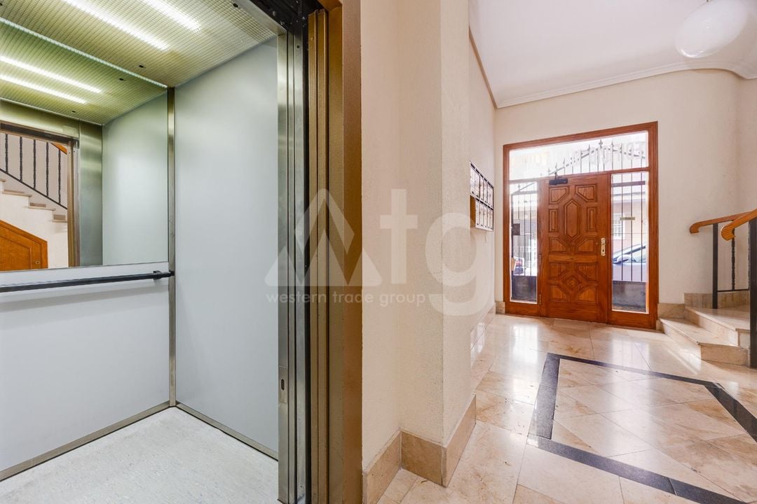 4 Schlafzimmer Appartement in Torrevieja - CYM160889 - Foto - 31