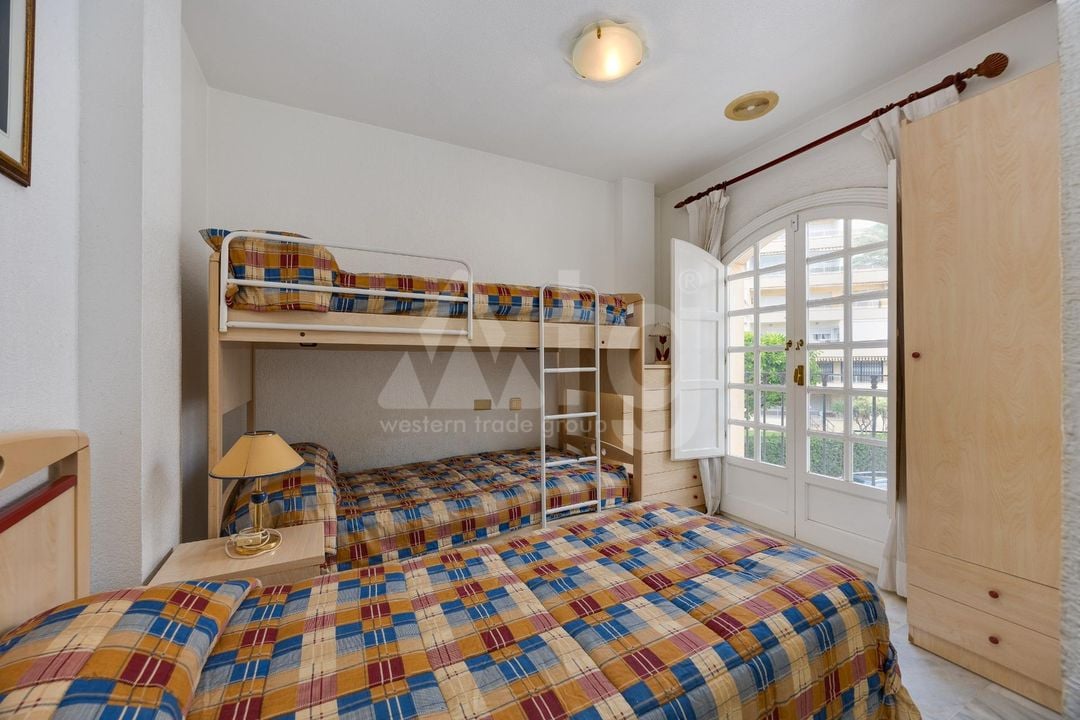 3 bedroom Apartment in Torrevieja - CYM160890 - Photo - 21